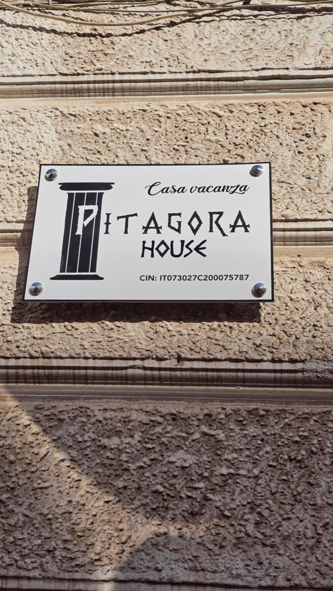 PITAGORA Room&Breakfast Taranto Esterno foto